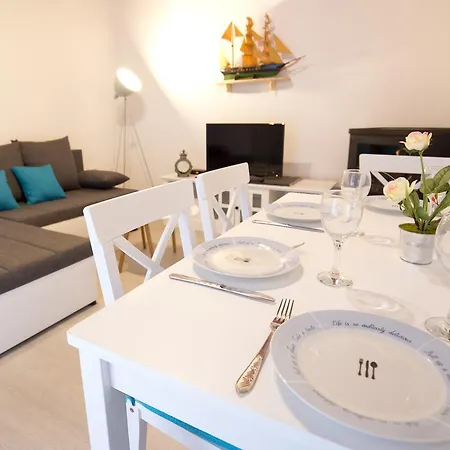 Corner Of Joy Apartment